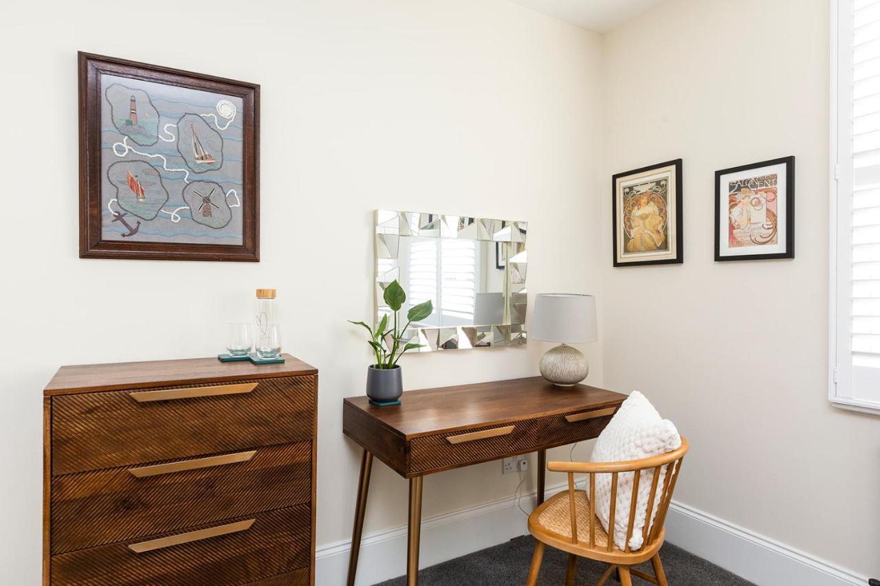 Stunning Seaside Apartment Over 3 Floors Near Margate Westgate-on-Sea Екстер'єр фото